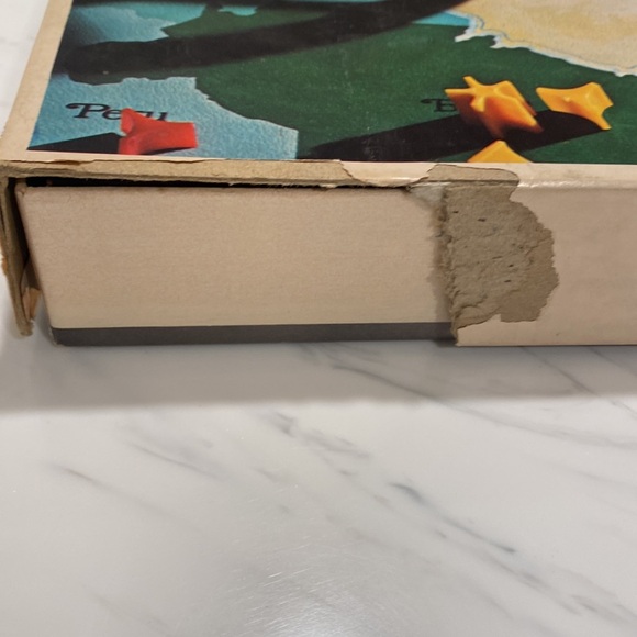 Vintage 1975 Risk board game 
Excellent condition! - Picture 8 of 8